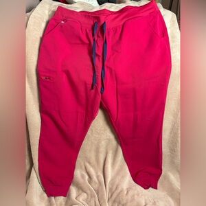 Figs Women’s Ultra Rose High Waisted Zamora Jogger Scrub Pants